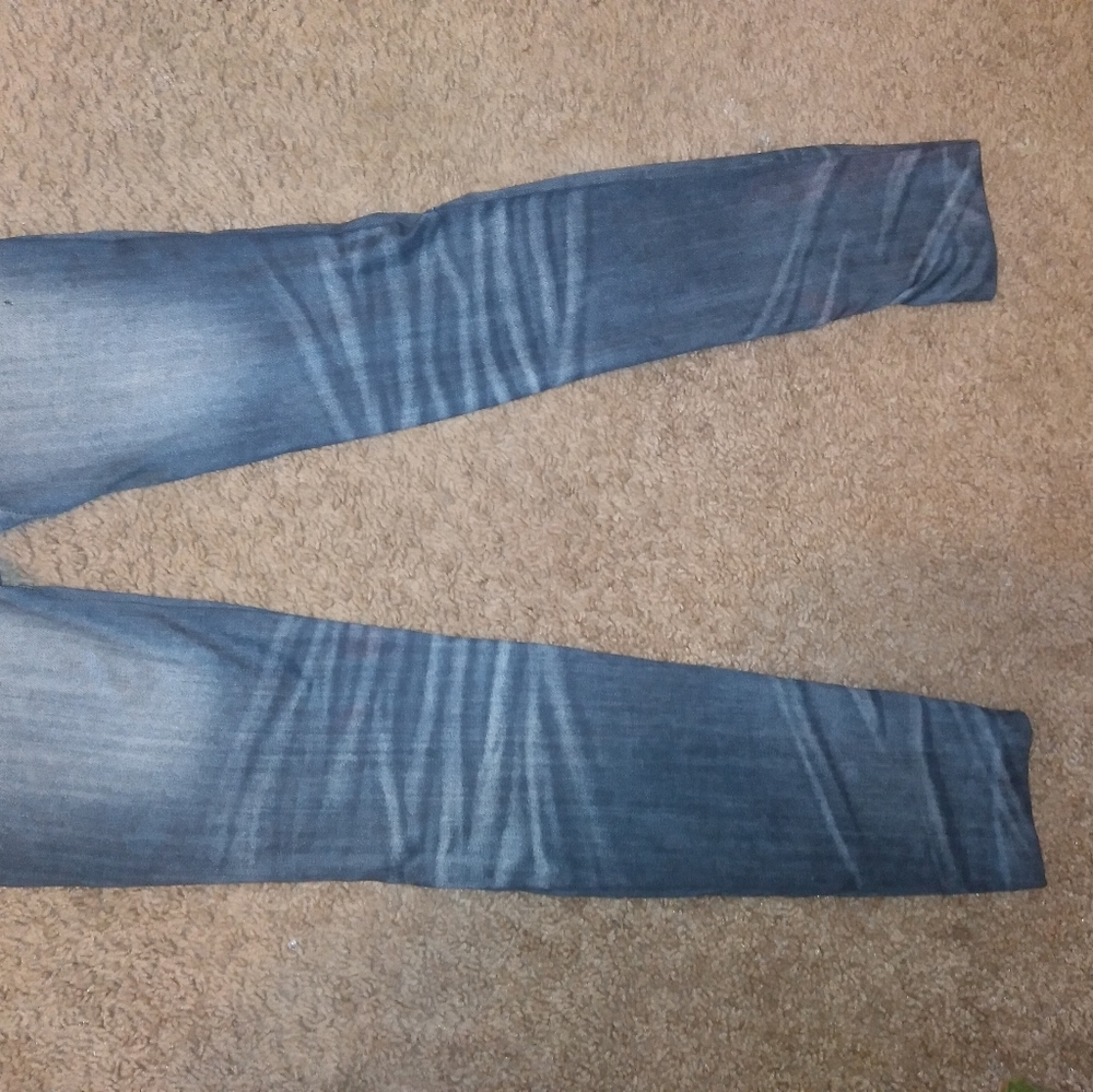 Leggings that look like jeans
